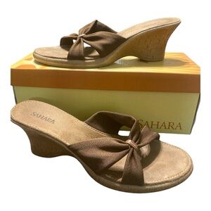 SAHARA brown wedge sandals size 9